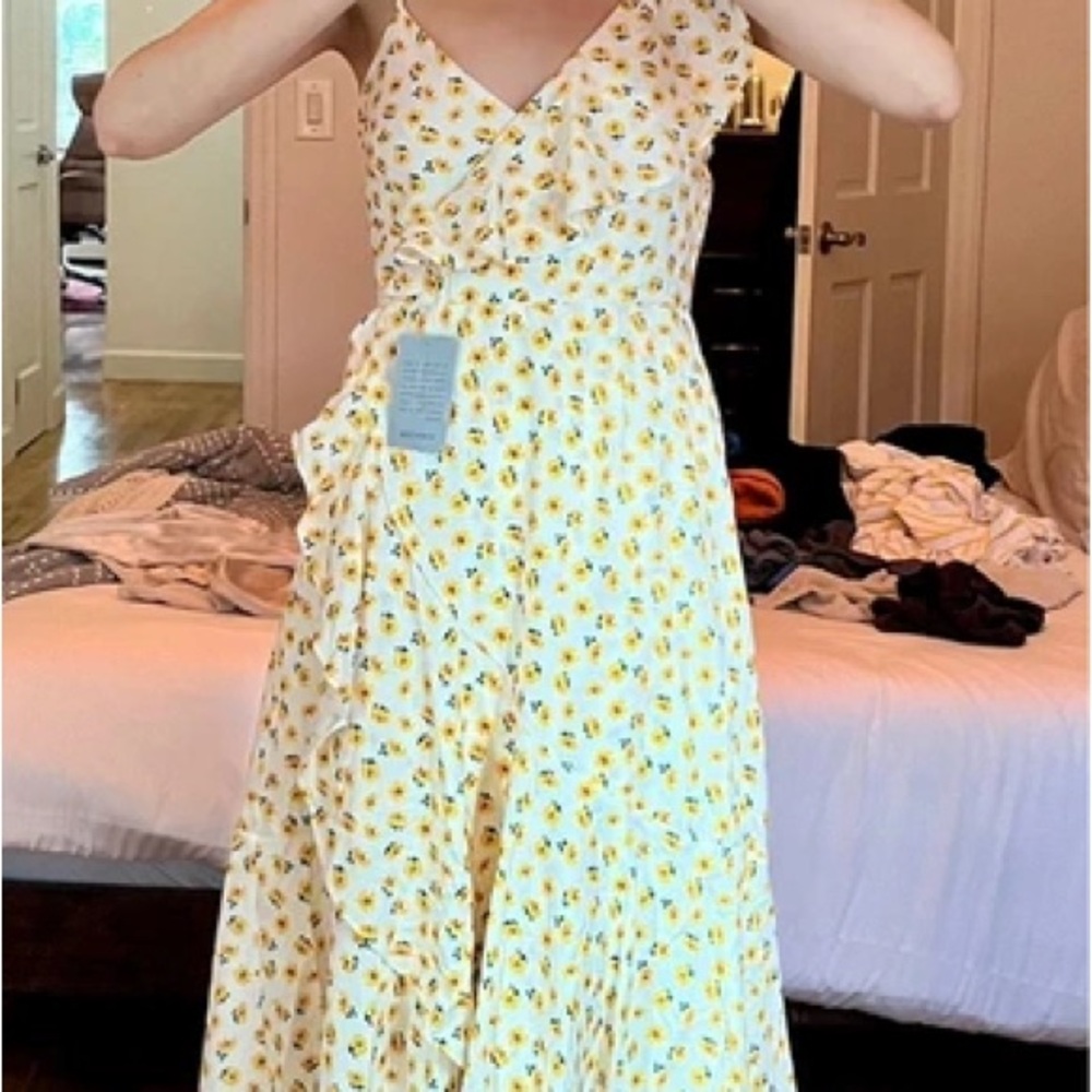 Area Stars Floral Yellow Women's Dress